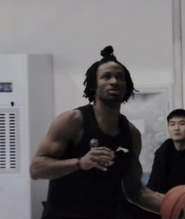 未来的胜负手，在于行业能否借势头部引力，构建一个可持续内容宇宙，这既是市场健康的标志，也是产业真正走向成熟的必经之路。